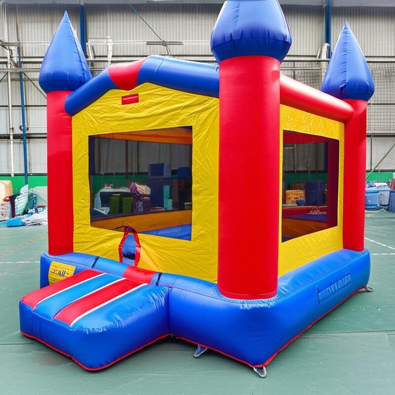 น้ําหนักเบาและพับได้ สําหรับการขนส่งที่ง่าย ปราสาทอัดลม หลายสี โลโก้ที่กําหนดเองสามารถพิมพ์ได้